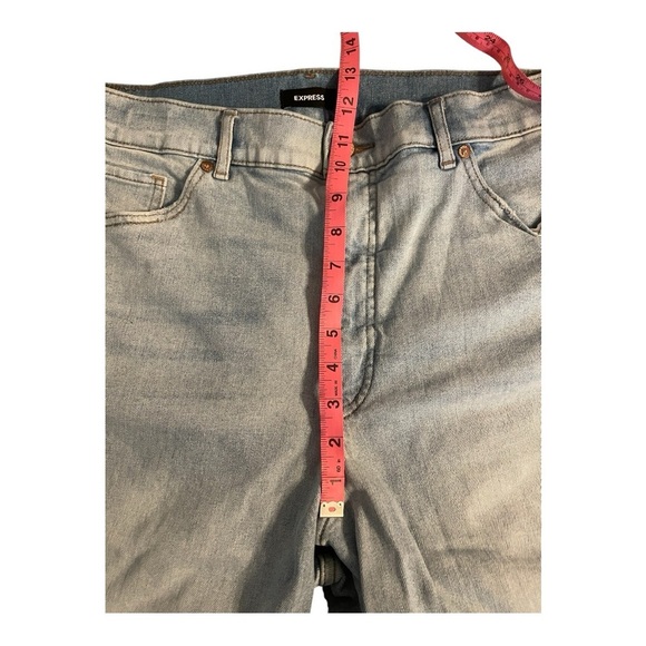 ExpressHigh rise light wash with raw step hem size 14 - Picture 4 of 8